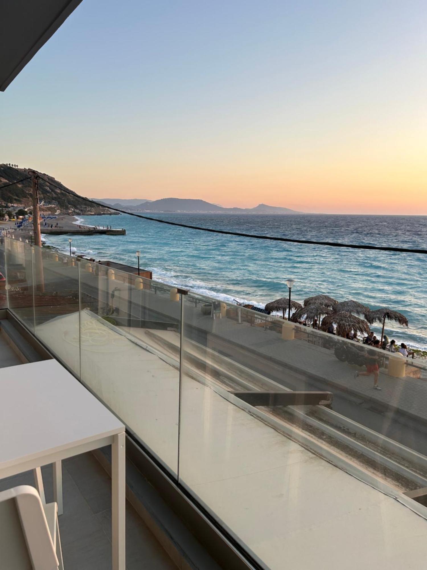 Melita Downtown Seaview Apartment Rhodes City ภายนอก รูปภาพ